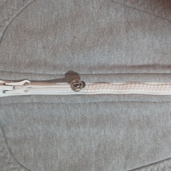 Lululemon define grey jacket - Picture 2 of 4